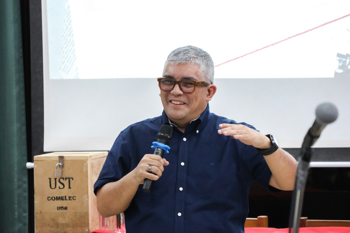 Atty. Goyo at the UST COMELEC forum